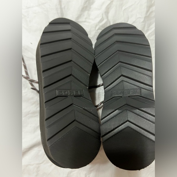 Sorel Hi Line Hiker Boot Waterproof Suede in Black Womens Size 8 Hiking Camping - Picture 7 of 8